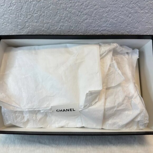 Chanel White Embroidery CC Logo Slide Slip Sandal Mule Flat Full Set Size 36.5 - Picture 10 of 10